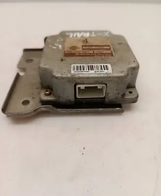 Nissan X-Trail T30 Torque split ecu control unit/module 41650EQ070 21863605 WW68000U06WW1