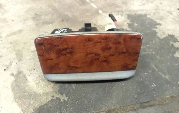 Skoda Octavia Mk1 (1U) Car ashtray 1u0857962 223682
