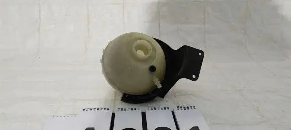 BMW i8 Coolant expansion tank/reservoir 7640831