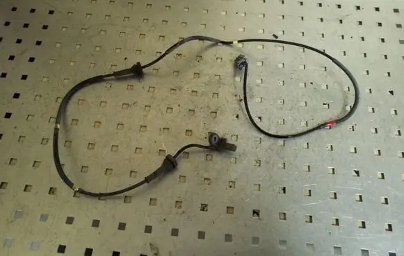 Volvo XC90 ABS rear brake sensor 08634247