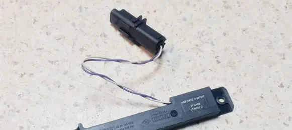 Renault Scenic II - Grand scenic II Aerial antenna amplifier 8200125092 S118542001