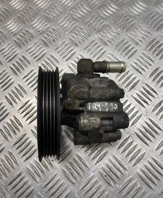 Toyota RAV 4 (XA20) Power steering pump 52020