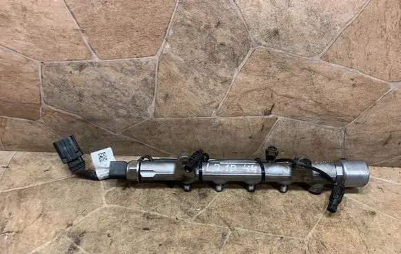 Mercedes-Benz C W205 Fuel main line pipe A6510700700