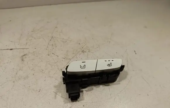 Mercedes-Benz E W213 Seat heating switch A2139051604