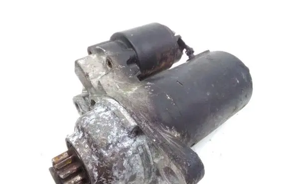 Skoda Fabia Mk1 (6Y) Starter motor 02T911023E