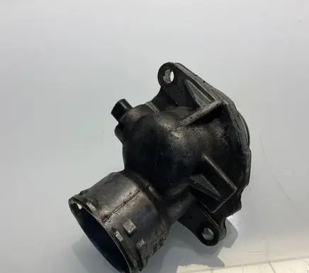 Mercedes-Benz CLS C219 Thermostat/thermostat housing A2722000415 2722000415