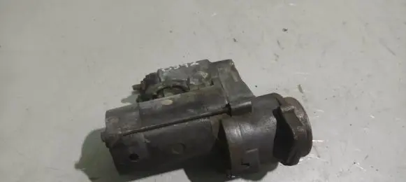 KIA Sorento Starter motor 361004A000 TM000A23601