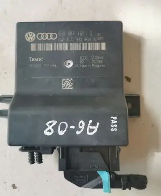 Audi A6 S6 C6 4F Gateway control module 4L0907468B