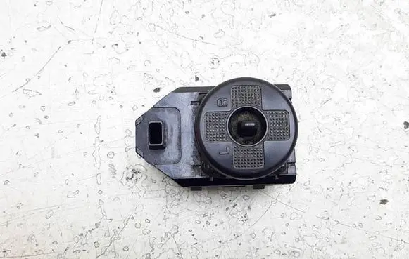 KIA Sportage Wing mirror switch