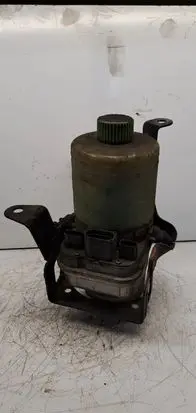 Volkswagen Polo IV 9N3 Power steering pump