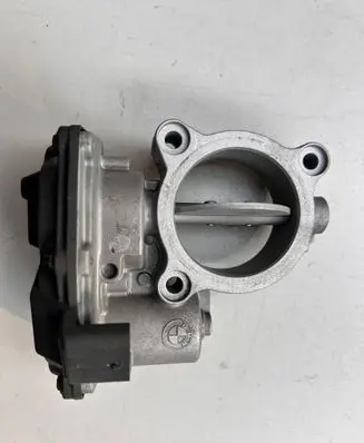 BMW 5 F10 F11 Throttle valve 7810752 05448 10378517