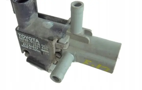 Toyota Corolla E120 E130 Turbo solenoid valve 9008091218