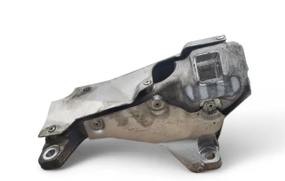BMW 7 F01 F02 F03 F04 Engine mounting bracket 6777610