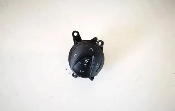 Ford Focus Steering wheel buttons/switches am5t14k147aa am5t-14k147-aa
