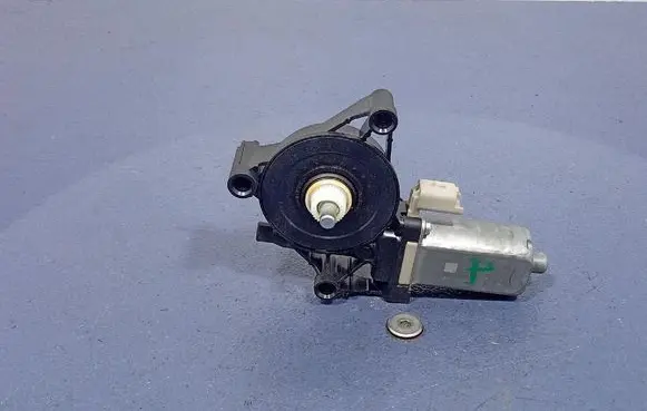 Citroen Berlingo Front door window regulator with motor 981727680