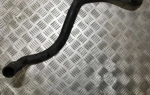 Volkswagen Golf IV Engine coolant pipe/hose