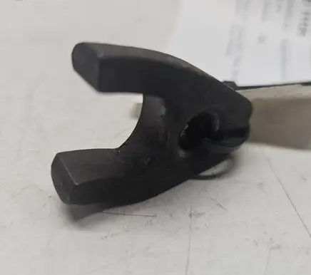 KIA Sorento Fuel Injector clamp holder
