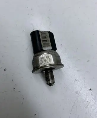 Fuel pressure sensor