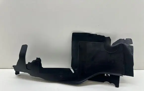 Audi TT TTS Mk2 Intercooler air guide/duct channel 8J0121284A