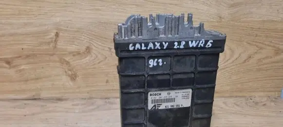 Ford Galaxy Engine control unit/module 021906256P 0261204266