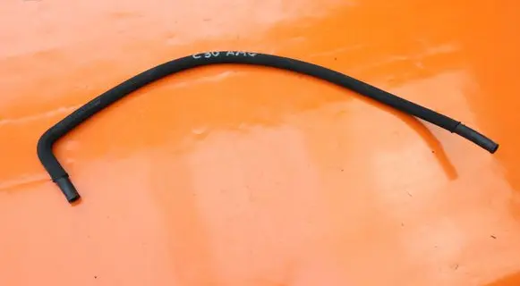 Mercedes-Benz C W203 Engine coolant pipe/hose
