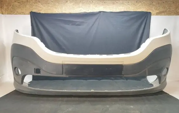 Renault Trafic III (X82) Front bumper 620223380R