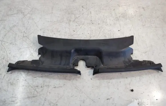 BMW X3 E83 Top upper radiator support slam panel 3402286