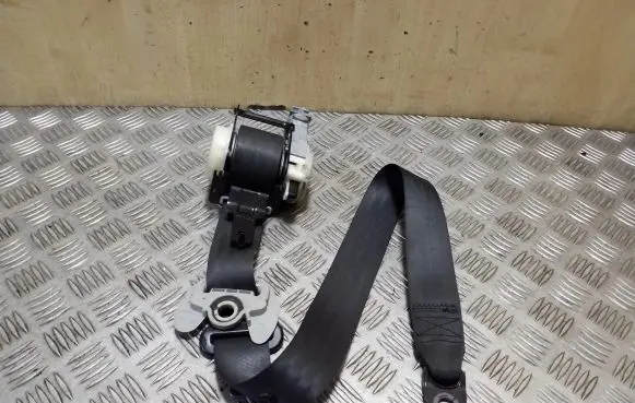Hyundai ix35 Front seatbelt 888102Y2109P
