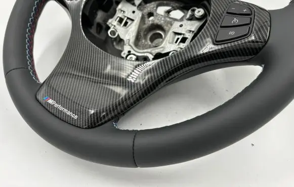BMW X3 E83 Steering wheel