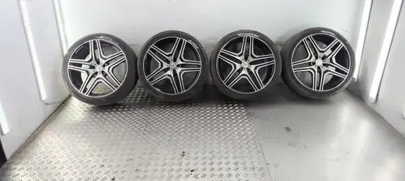 Mercedes-Benz ML W164 R22 alloy rim 