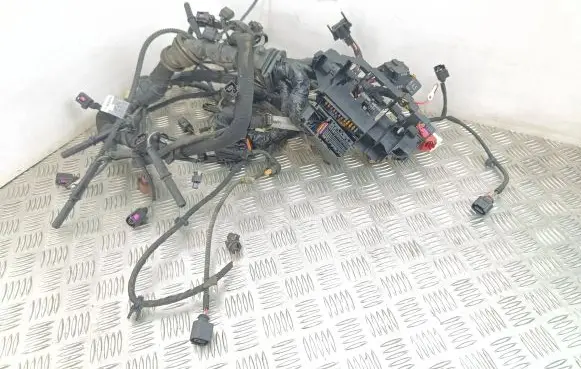 Audi Q5 SQ5 Engine installation wiring loom 4H0906235 7P6906235A