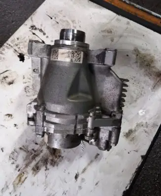 Skoda Superb B6 (3T) Front differential S891477 VAA3504 0AV4090