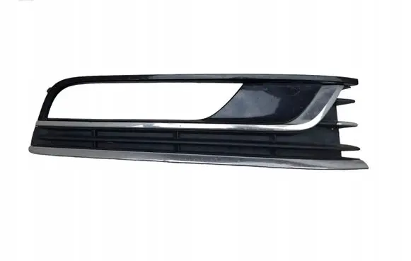 Volkswagen PASSAT B7 Front grill 3AA853666