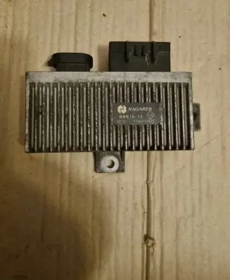 Renault Scenic I Glow plug pre-heat relay 7700111525