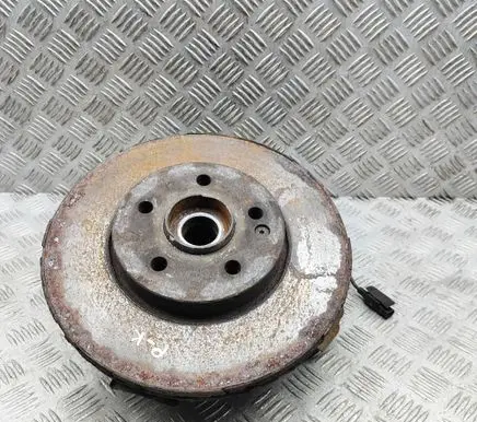 Mercedes-Benz Vito Viano W447 Front wheel hub A4473300620