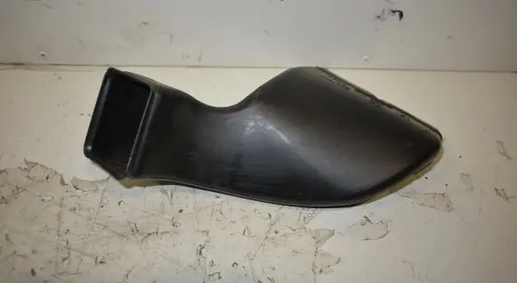 Cabin air duct channel