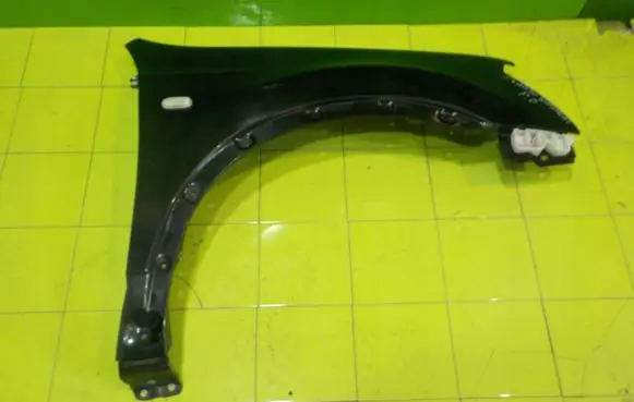 Nissan Qashqai Fender PRZOD