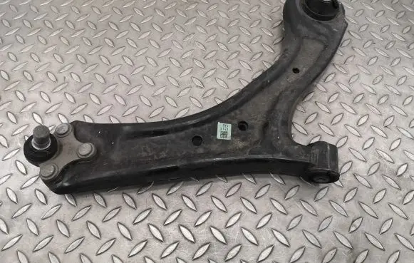 KIA EV6 Front lower control arm/wishbone 54501CV000