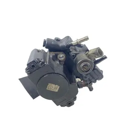 Mercedes-Benz E W212 Fuel injection high pressure pump A6510700701 28252614 0058053BDE