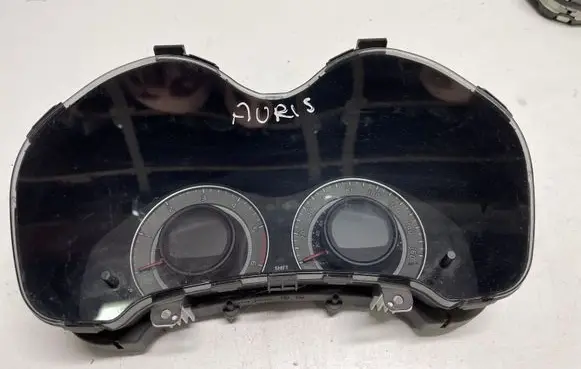 Toyota Auris 150 Speedometer (instrument cluster) 8380002M22