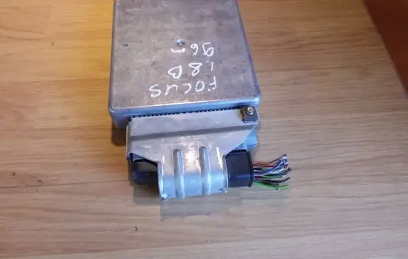 Ford Focus Engine control unit/module 98AB12A532AF