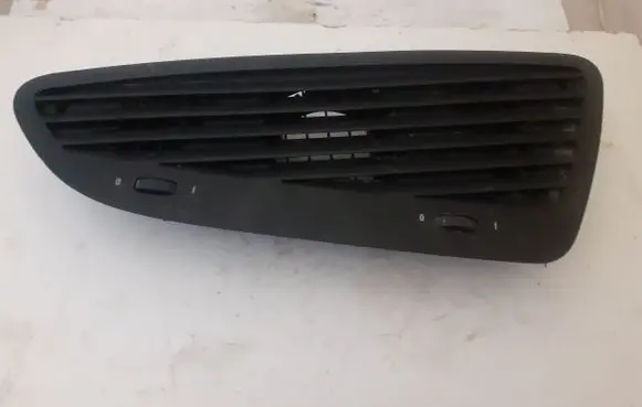 Alfa Romeo Brera Dashboard air vent grill cover trim LS376610 LS376611