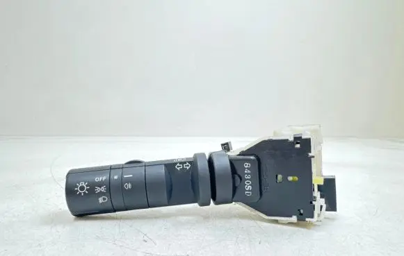 Nissan Qashqai Indicator stalk 14425 8430SD