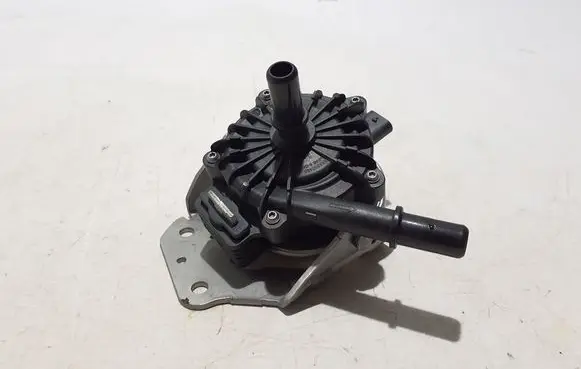 Renault Austral Electric auxiliary coolant/water pump 149405998R