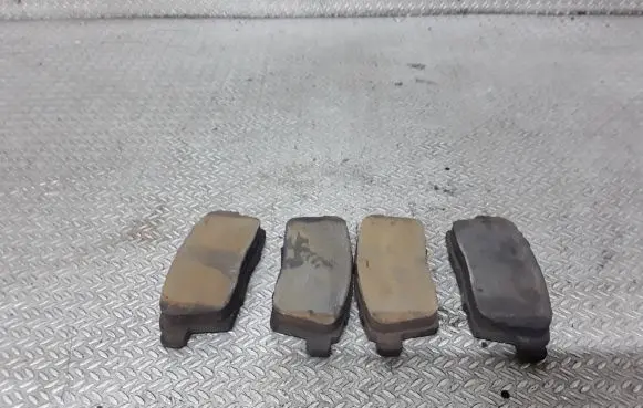 Mazda CX-7 Brake pads (rear) 