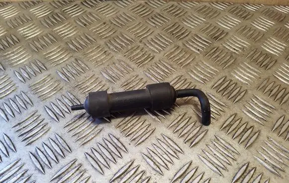 Vacuum air tank
