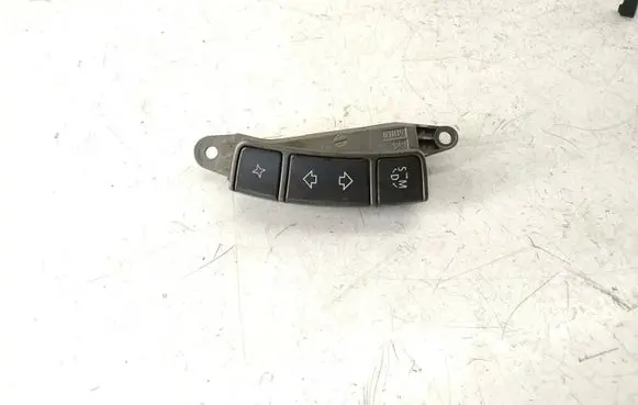 BMW 7 E65 E66 Steering wheel buttons/switches 03746710 555288500 6911586