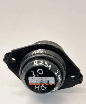 Mercedes-Benz R W251 Engine mount bracket A2512404417