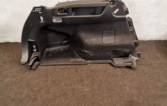 Toyota Auris E180 Centre console side trim rear 6473402100 6474002170