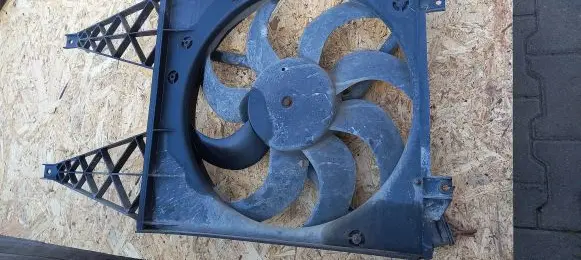 Volkswagen Polo IV 9N3 Fan impeller 